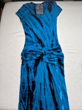 Young Fabulous & Broke Blue and Black Tie-Dye V-Neck Maxi Dress